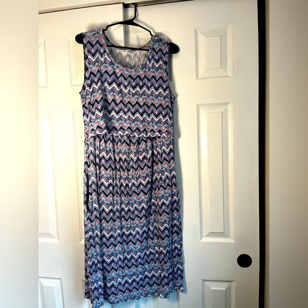 Bearsland Maternity/Nursing Chevron Pattern Dress